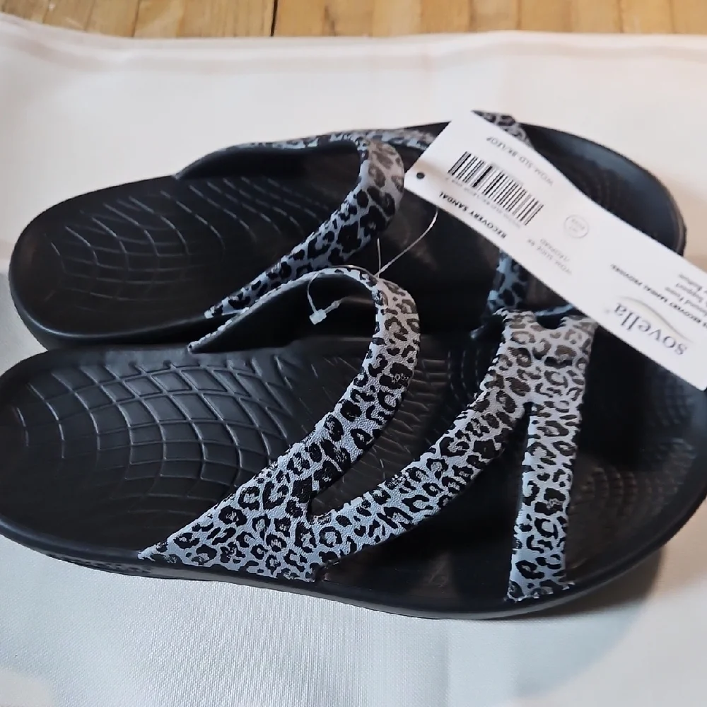 Leopard Print Slide Sandals for problem Feet - Picture 3 of 8